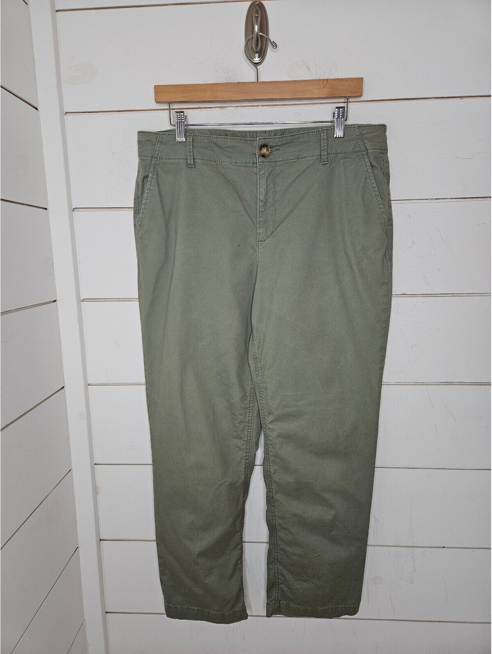 LOFT by Ann Taylor The Monroe Slim size 12 olive green chino ankle pants